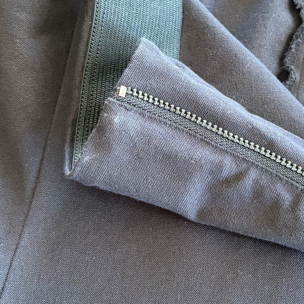 Everlane Black Side Sip Back Seam Ankle Slit Pants Size 6 Black Minimalist Clean - Picture 6 of 16